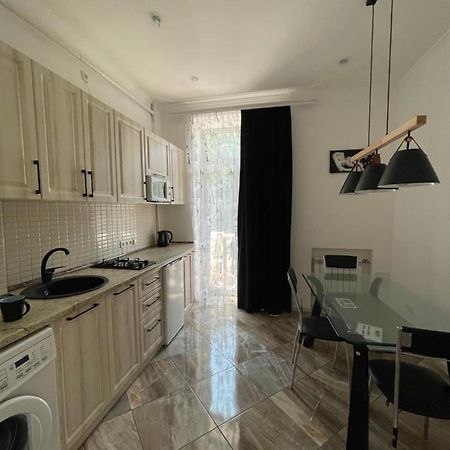 VIP apartment Karl Marks Avenue Krivoy Rog Bagian luar foto