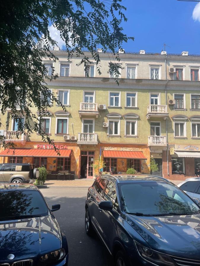 VIP apartment Karl Marks Avenue Krivoy Rog Bagian luar foto